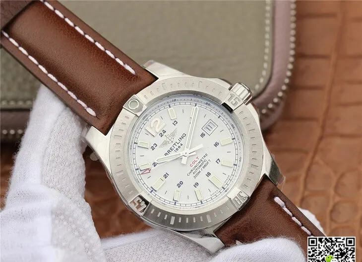 Breitling Colt Automatic A1738811 G791 437X A20BA.1 GF Factory 1:1 Best Edition Replica Watch Brown Strap